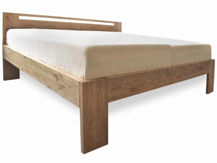 Oak´s Dubová masivní postel Corso -